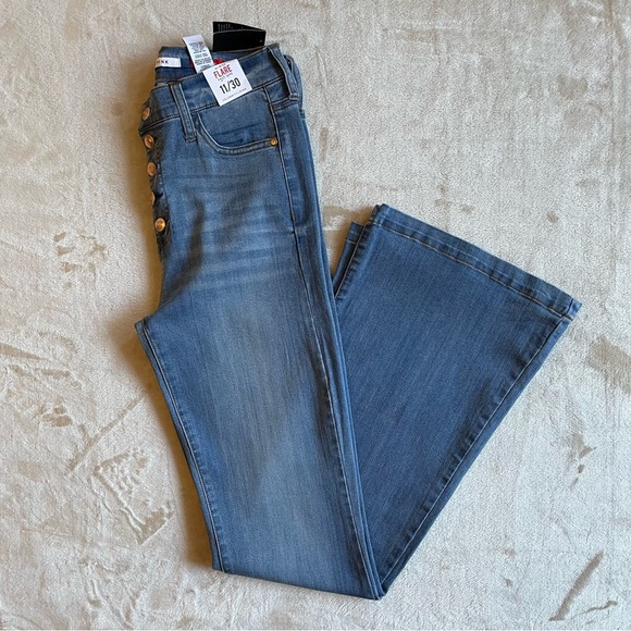 Celebrity Pink High Waist Flare Jeggings Size 11 - Picture 6 of 11